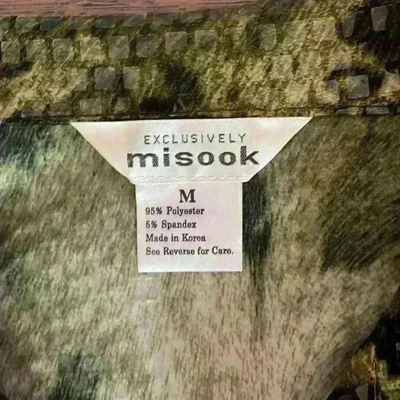 Exclusively Misook Green Leopard Jacket Full Zipper Front Size M - Picture 3 of 7